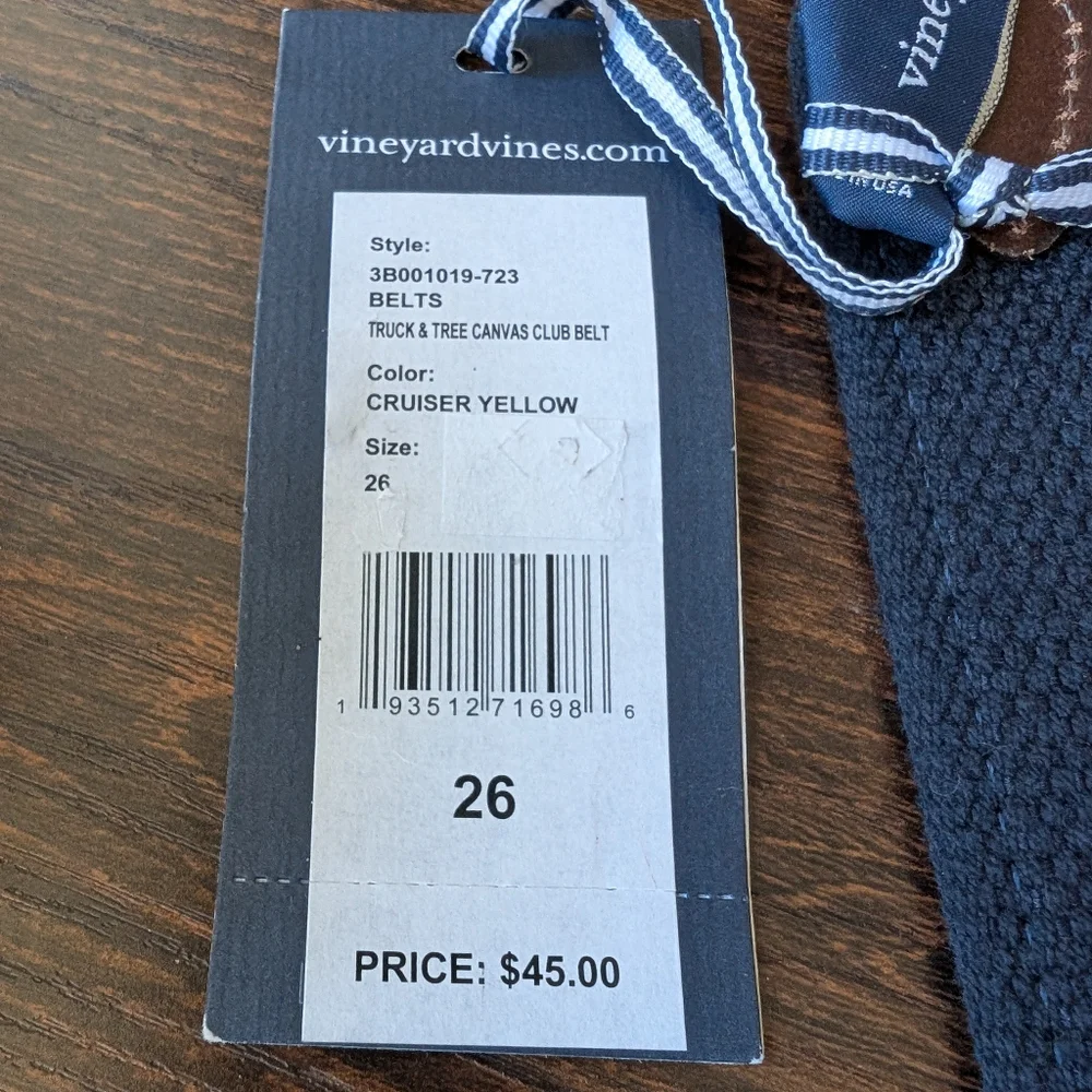 Vineyard Vines Yellow Red Christmas Tree Truck Cotton Canvas Brown Leather Belt